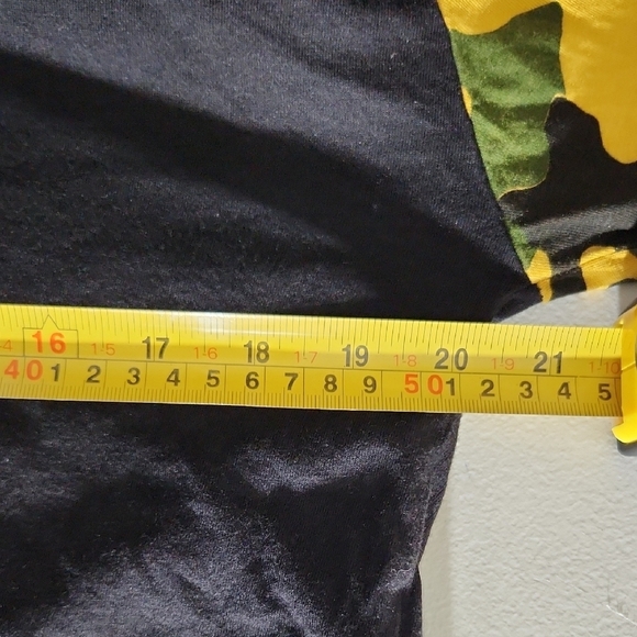 Papaya Top Black Yellow Long Sleeve Crop Top Small Y2K - Picture 7 of 8